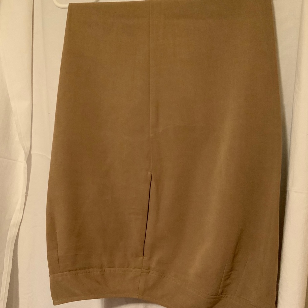 Evan Picone Rayon/linen wide leg camel trousers.